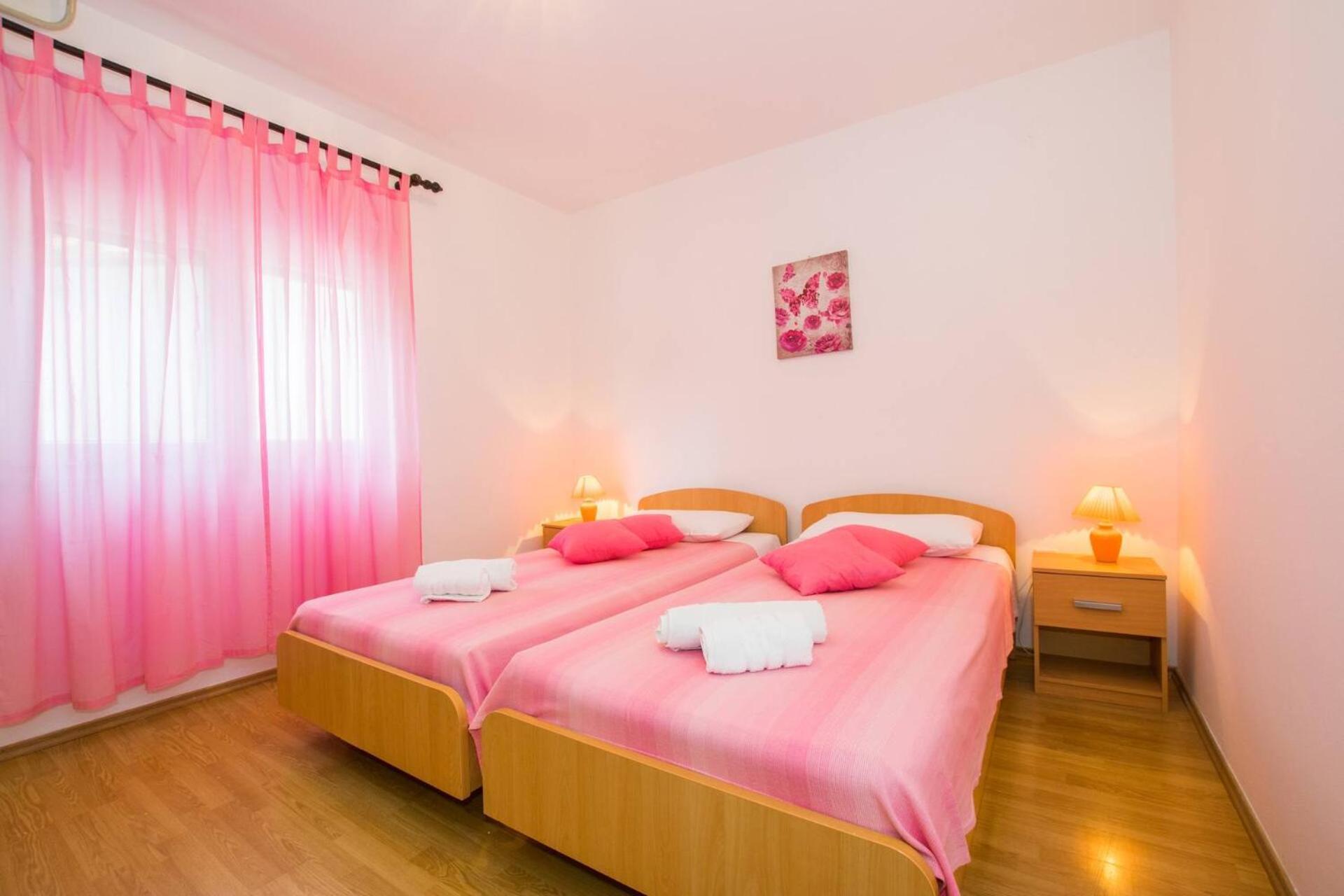 Family House With 2 Apartments - Irma Medolino Esterno foto